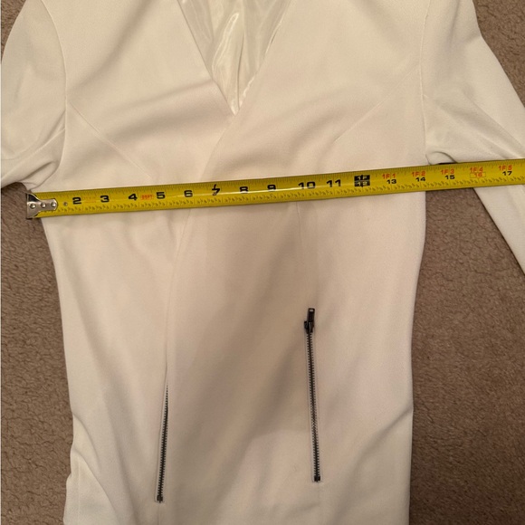 BCBGeneration White Blazer - Picture 9 of 9